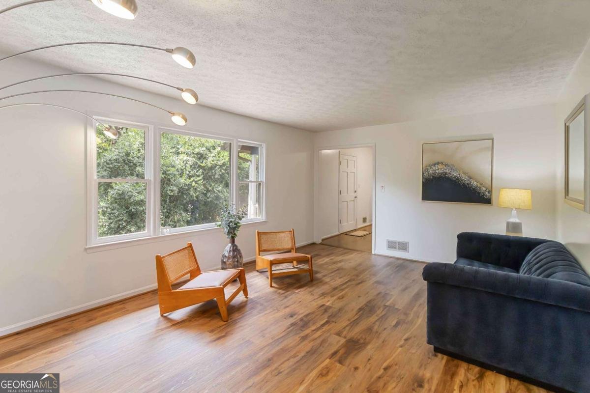 3345 Sharon Circle Cumming - Photo 10