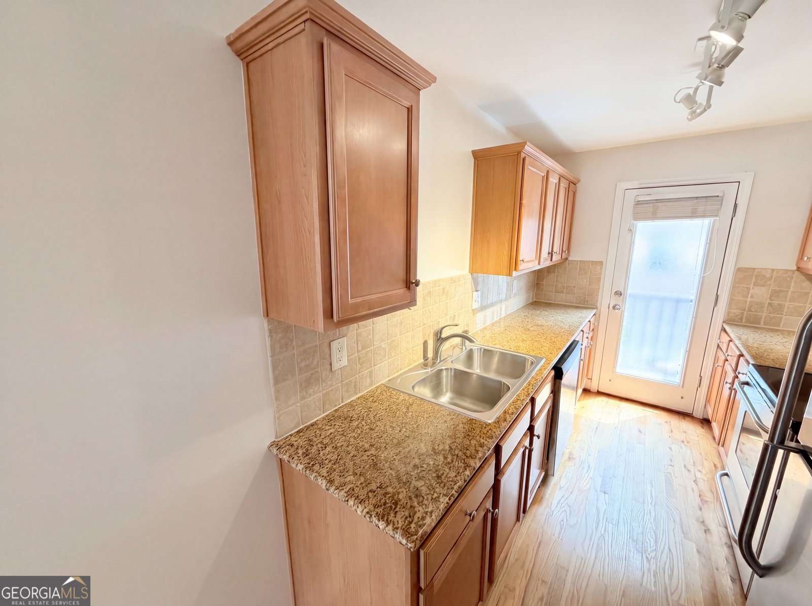 48 Peachtree Avenue Atlanta - Photo 8