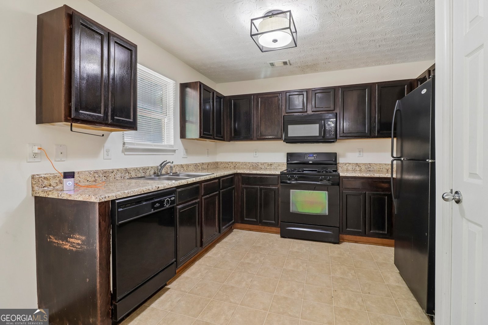 9425 Lakeview Road Union City - Photo 11