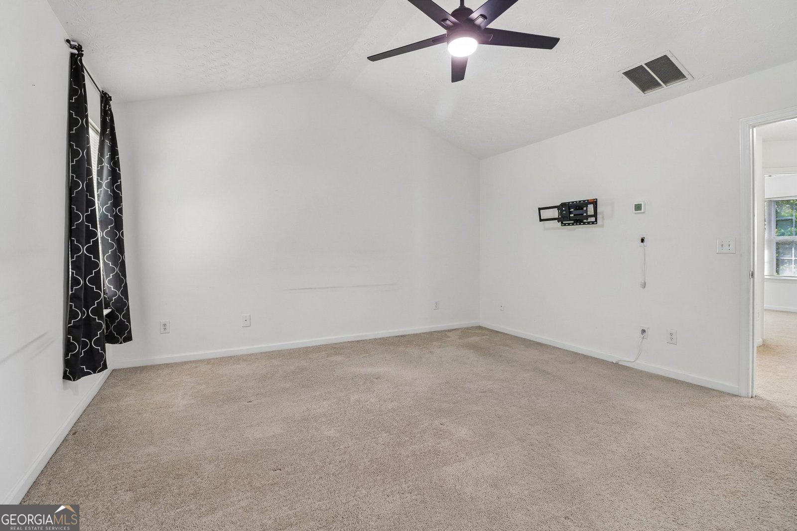 9425 Lakeview Road Union City - Photo 25