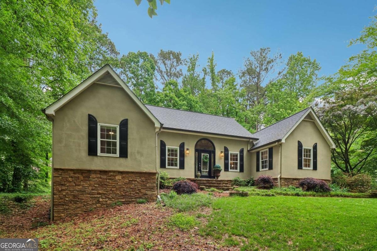 214 Newport Road Lilburn - Photo 1