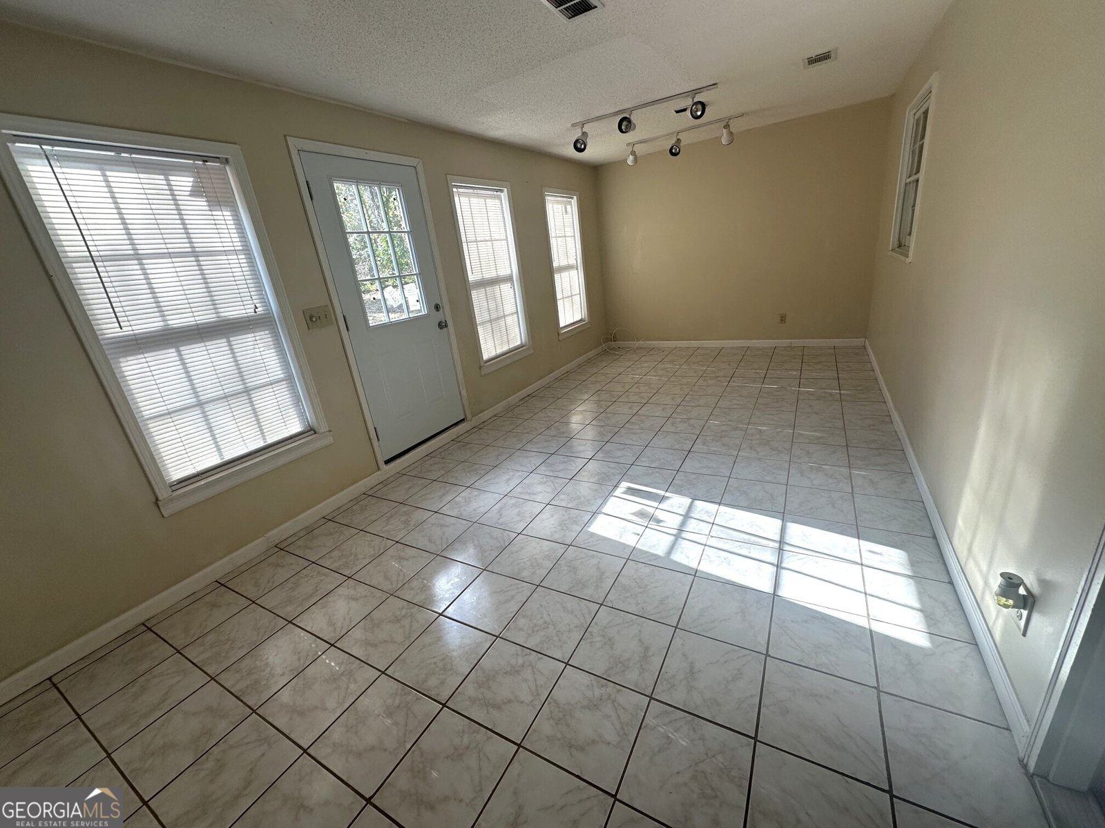 309 Windsor Walk Conyers - Photo 17