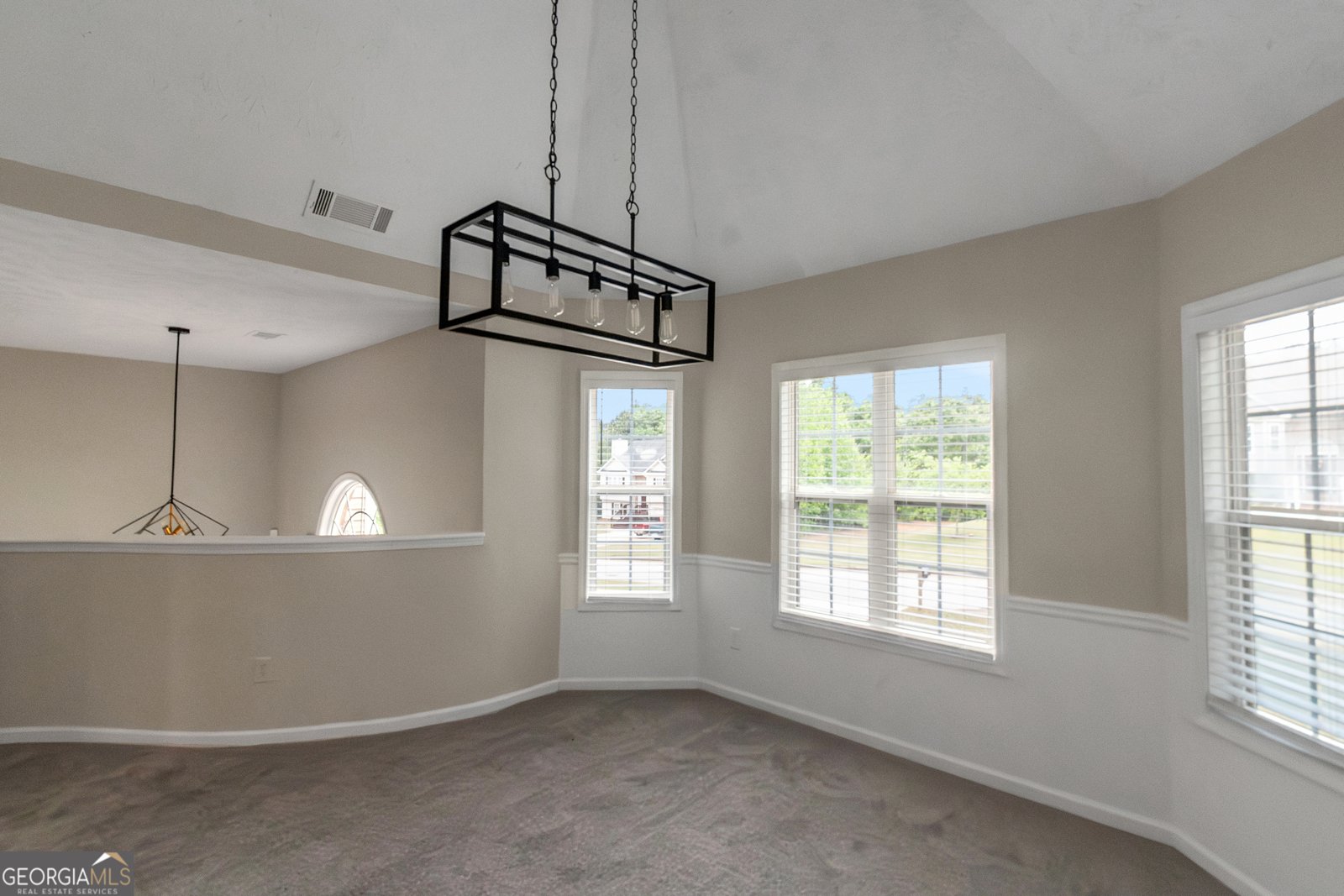 175 River Crest Lane Covington - Photo 10
