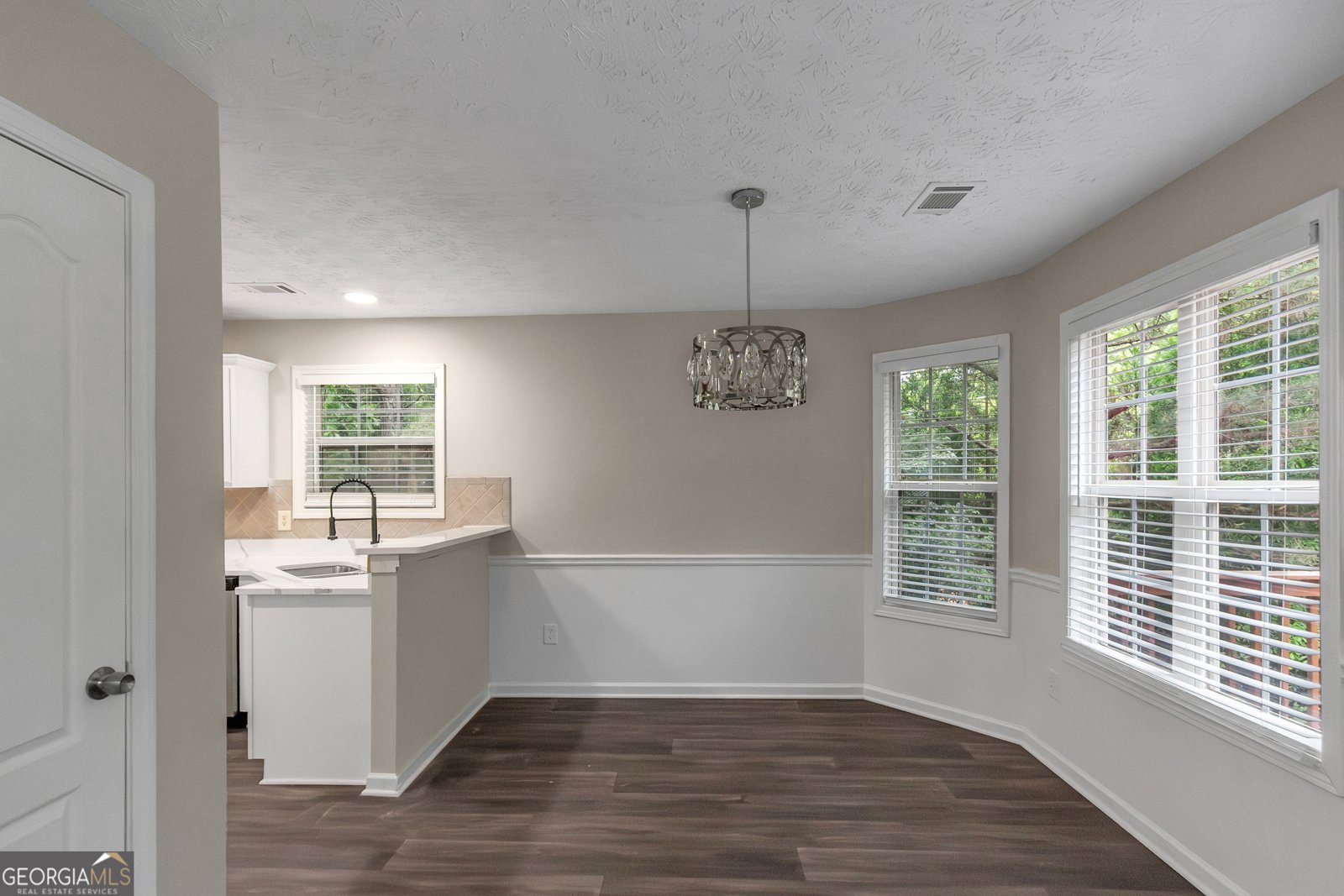 175 River Crest Lane Covington - Photo 11