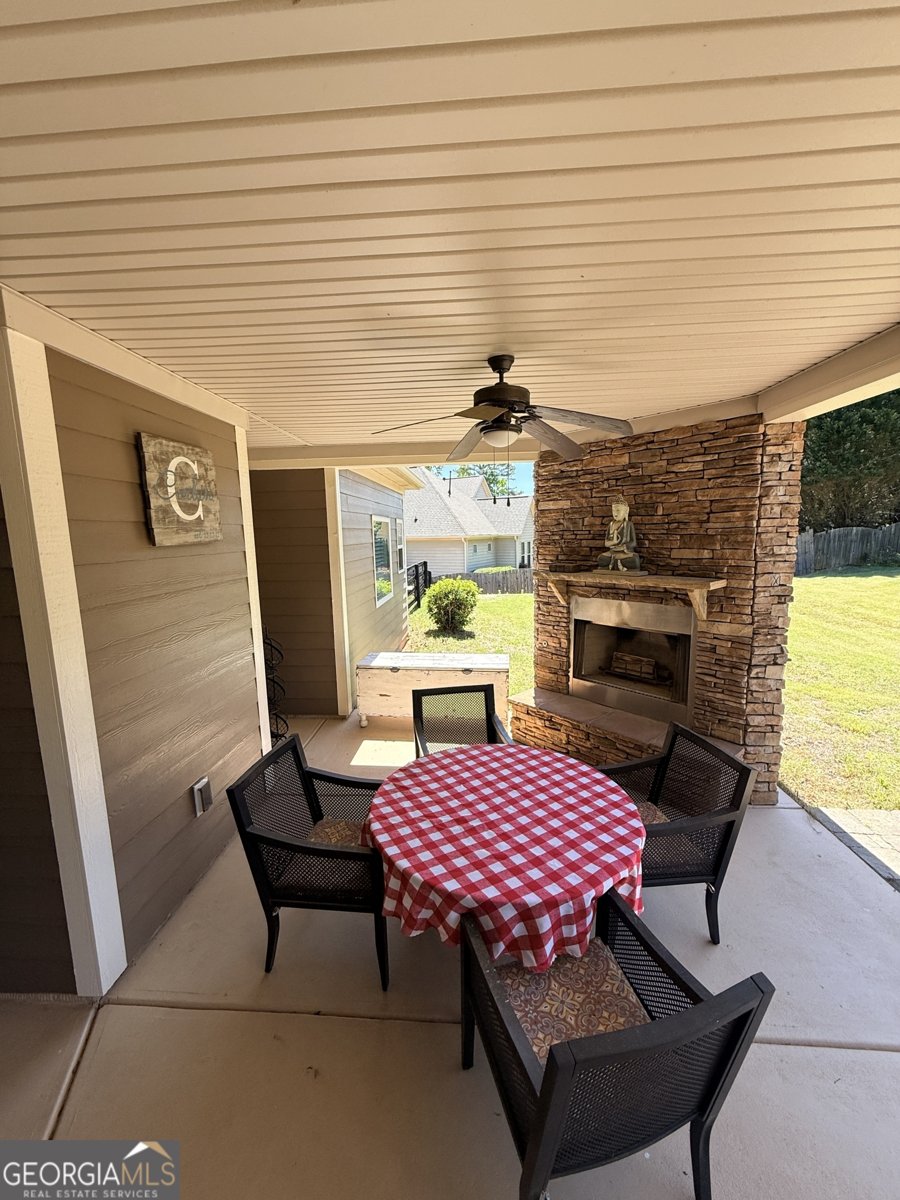127 Sandisfield Drive Sharpsburg - Photo 14