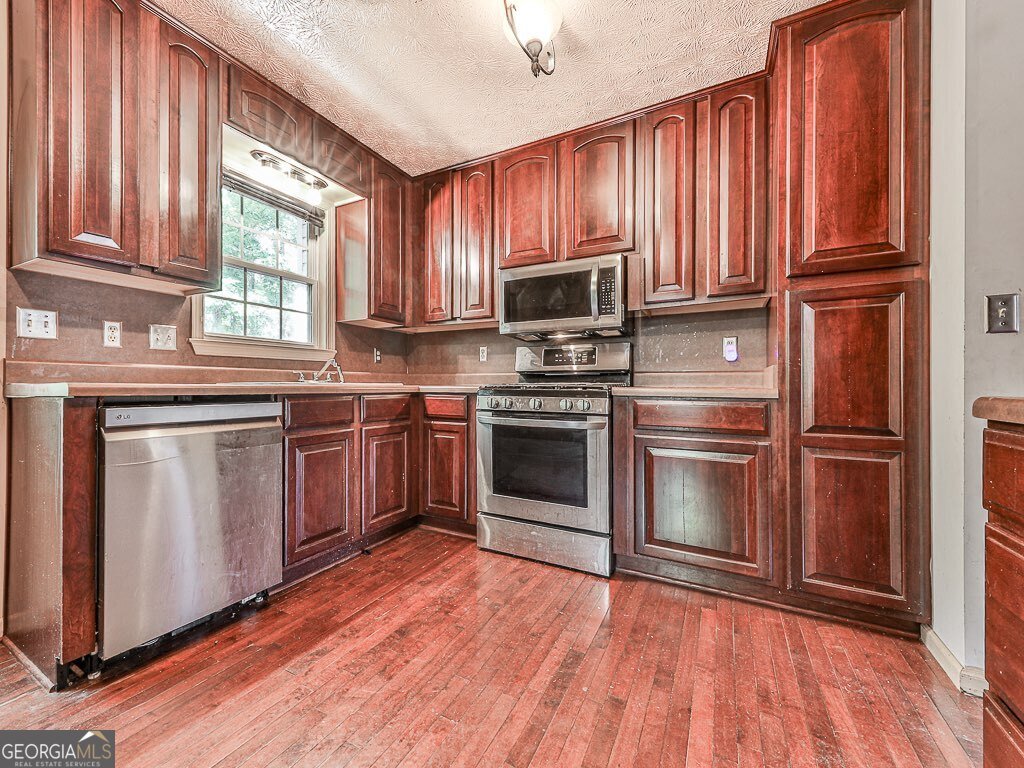 6911 Beechwood Drive Acworth - Photo 8