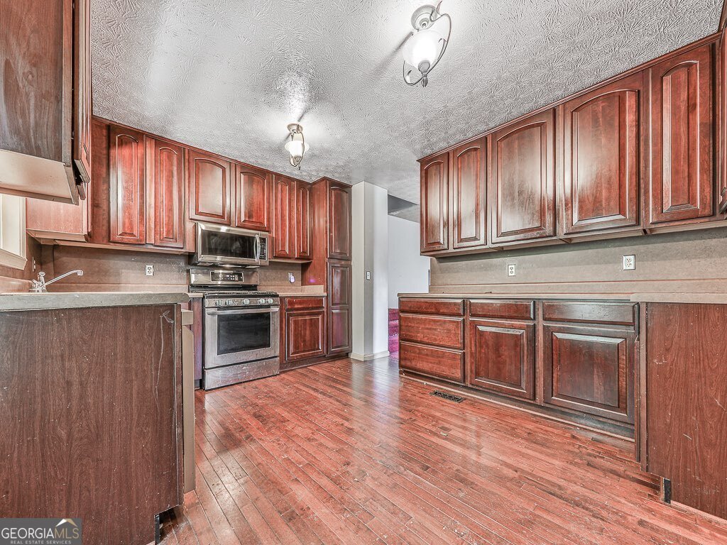 6911 Beechwood Drive Acworth - Photo 9