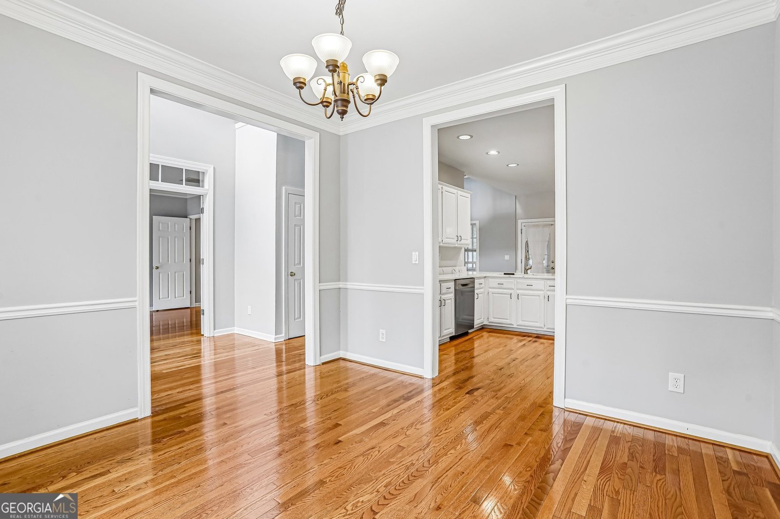 2660 Peregrine Court Suwanee - Photo 11