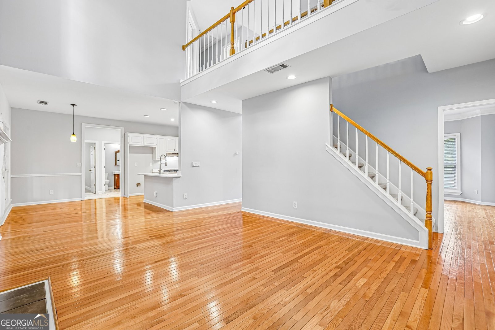 2660 Peregrine Court Suwanee - Photo 8
