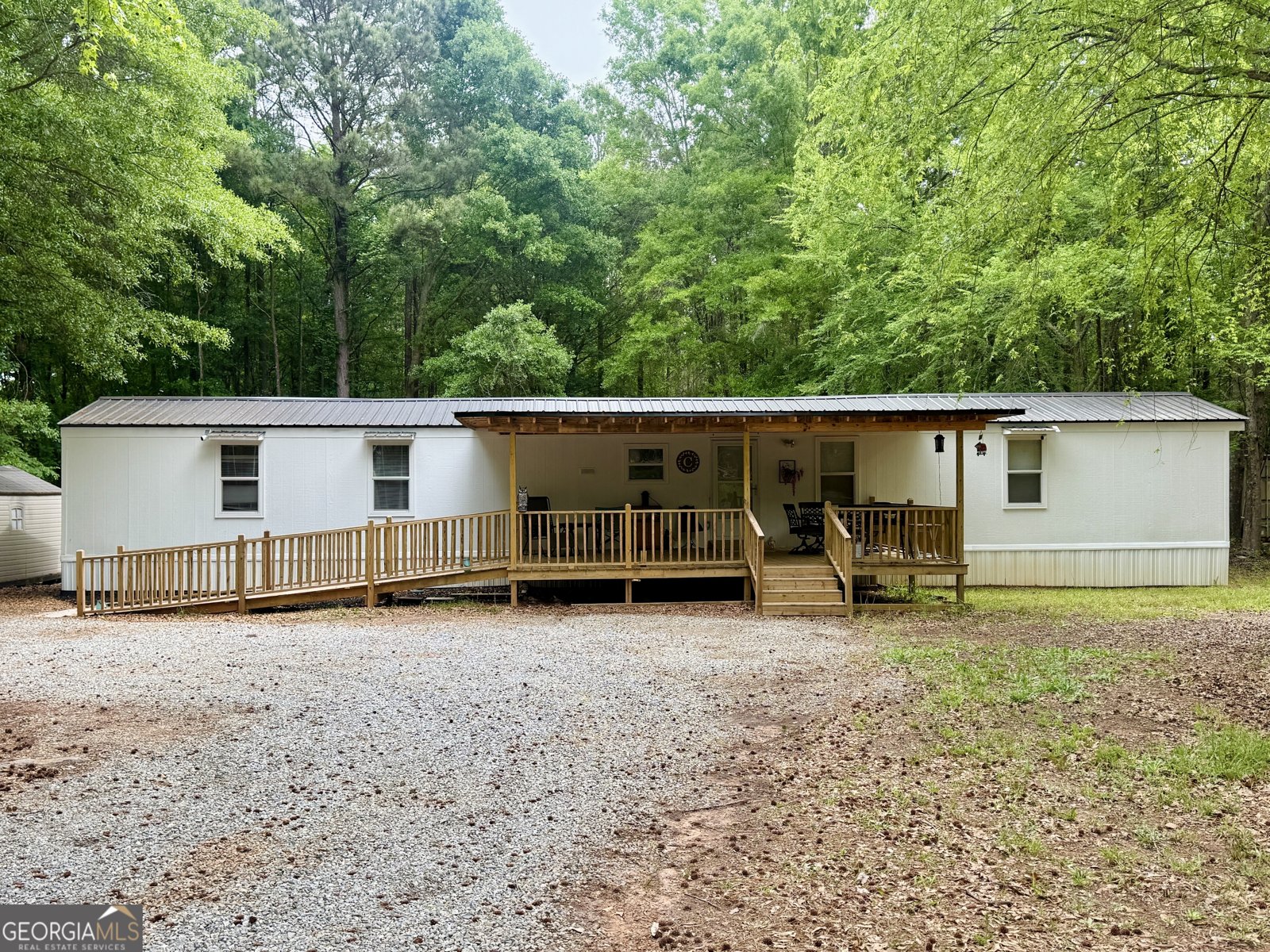 1350 Kline Rd Shady Dale - Photo 1