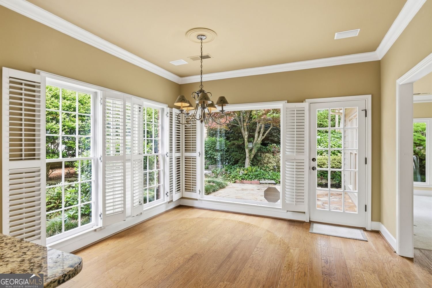 2570 Club Springs Drive Roswell - Photo 15