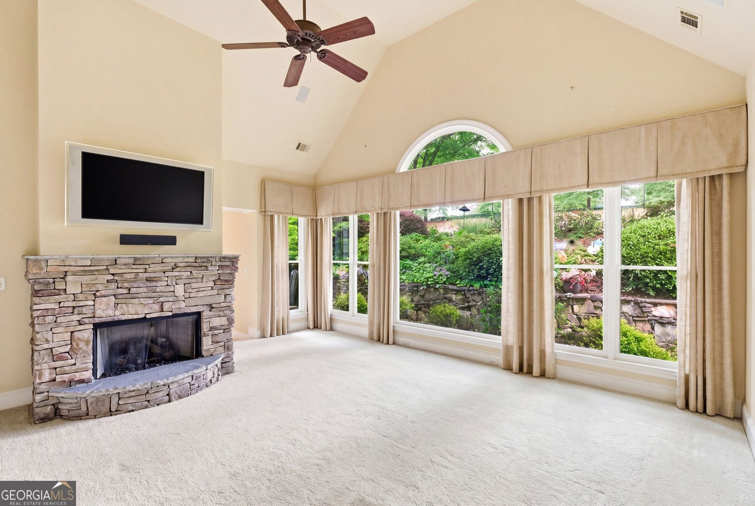 2570 Club Springs Drive Roswell - Photo 24