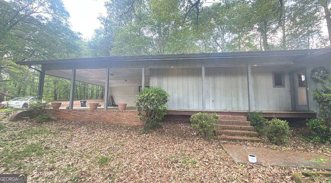 1988 Rockdale Circle Snellville - Photo 1