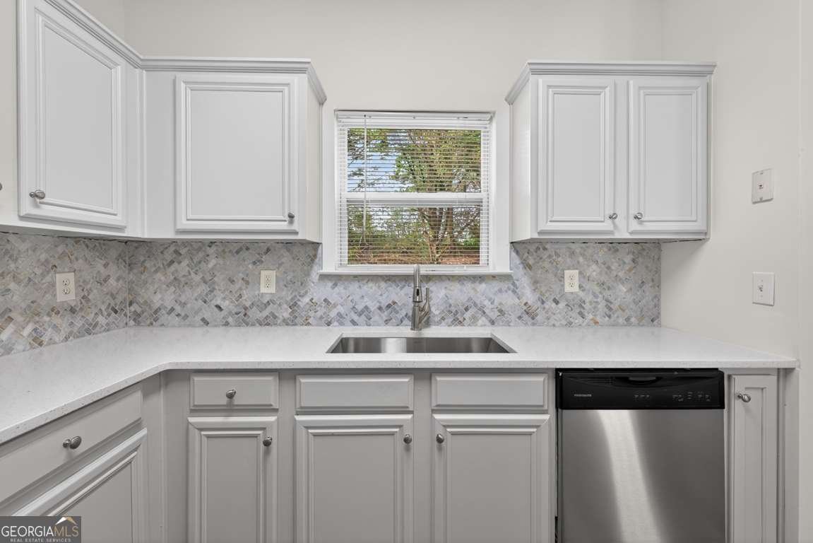 4469 Plum Frost Court Oakwood - Photo 11