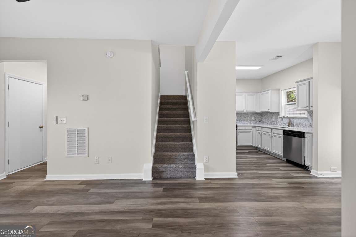 4469 Plum Frost Court Oakwood - Photo 17