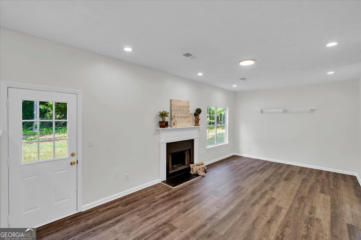417 Grove Park Drive Locust Grove - Photo 6