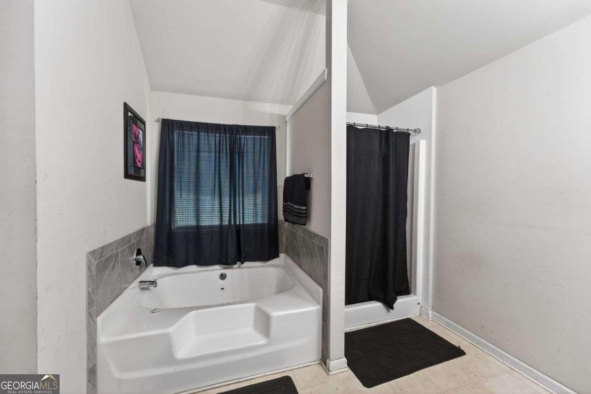 9669 Ivey Ridge Circle Jonesboro - Photo 12
