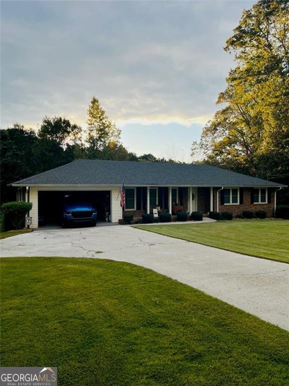 2525 Holtzclaw Road Cumming - Photo 1