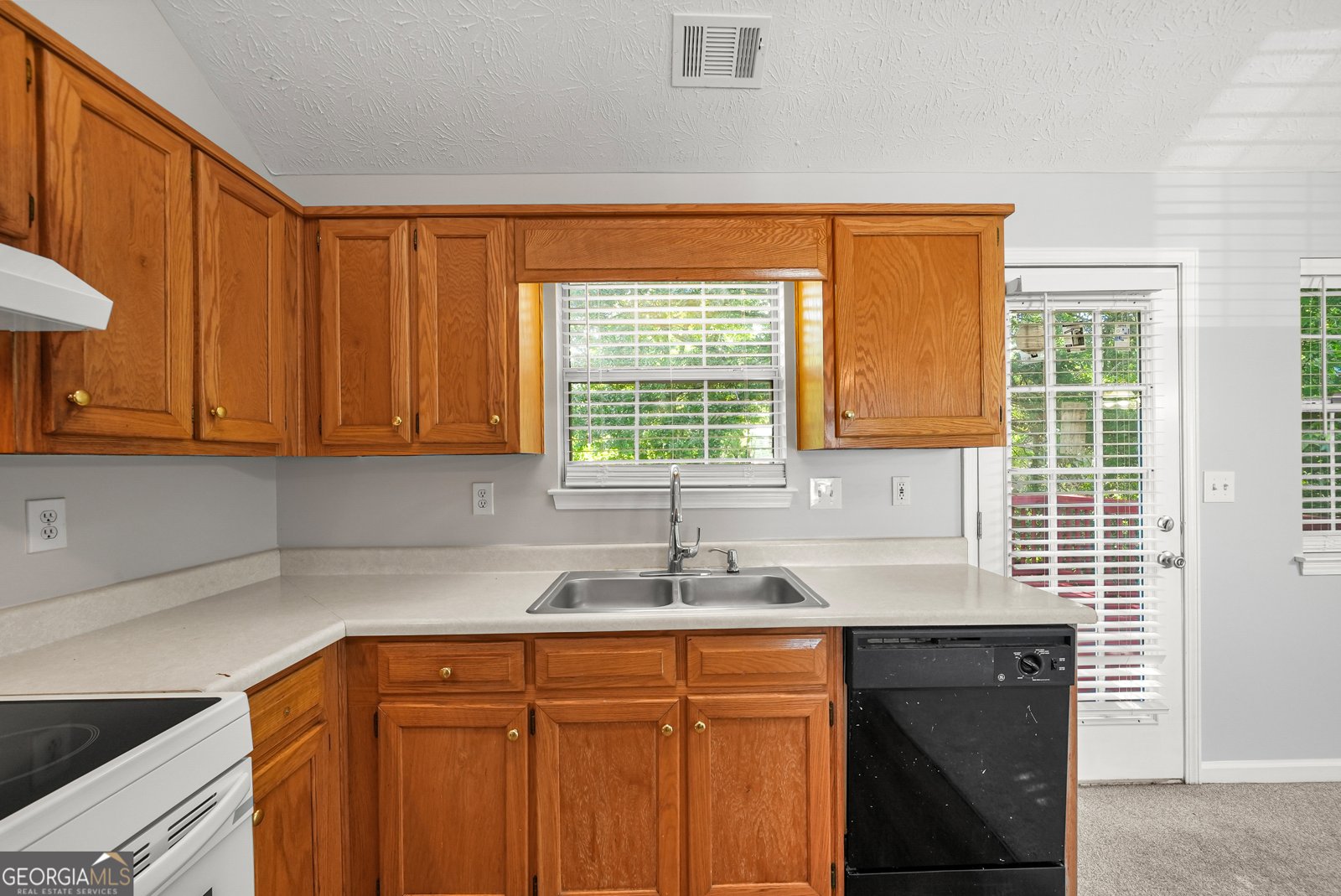 1090 Drawbridge Drive Riverdale - Photo 14