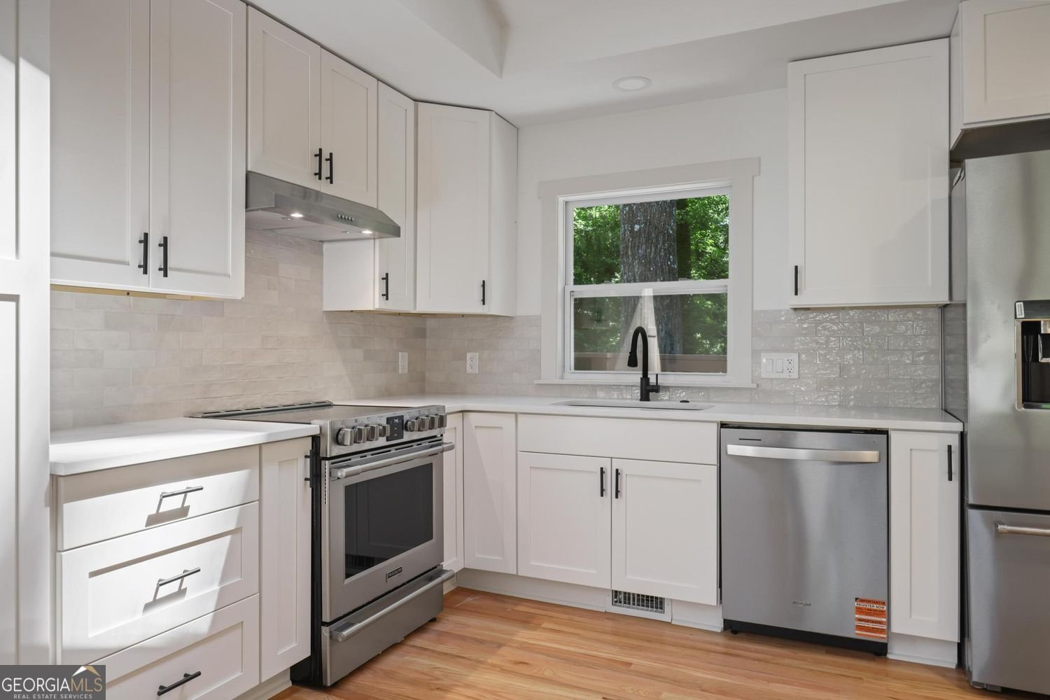 110 Bonnie Lane Sandy Springs - Photo 8