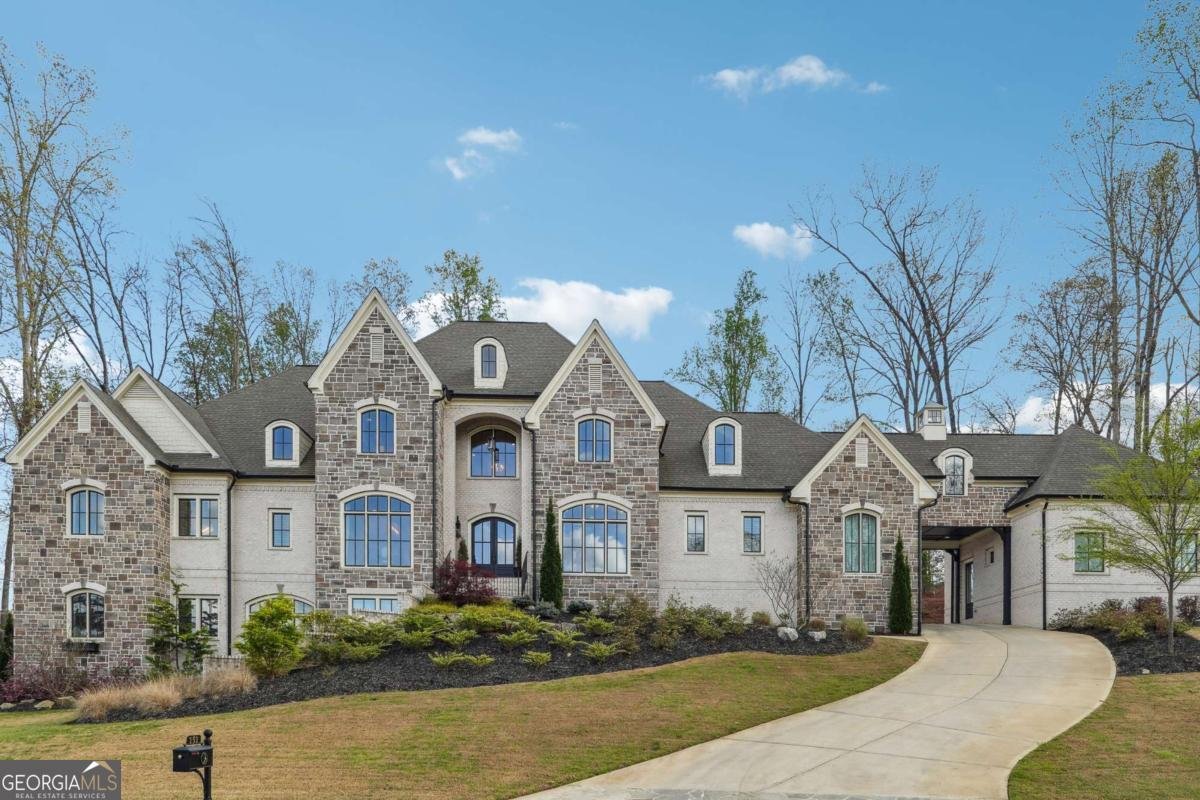 252 Traditions Drive Alpharetta - Photo 1
