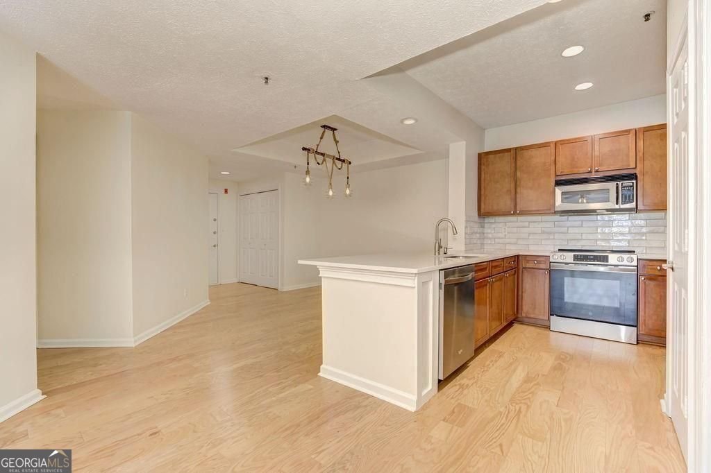1250 Parkwood Circle Atlanta - Photo 16