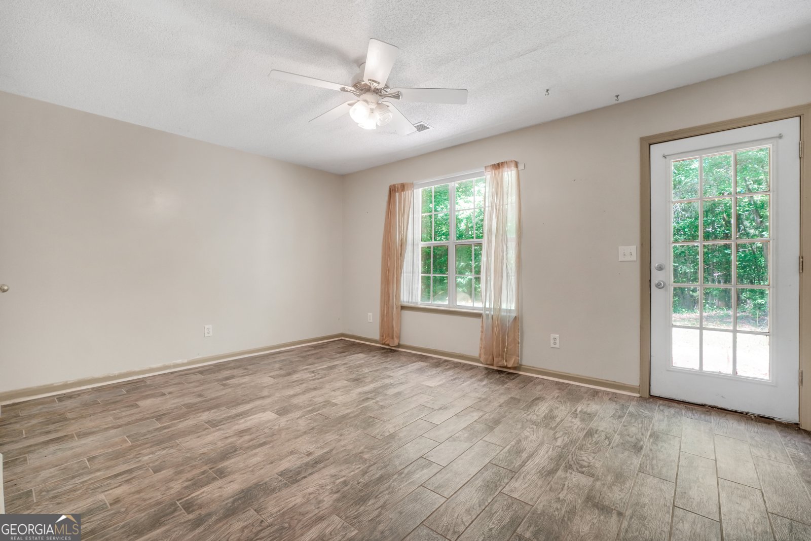 715 Concord Road Shady Dale - Photo 13