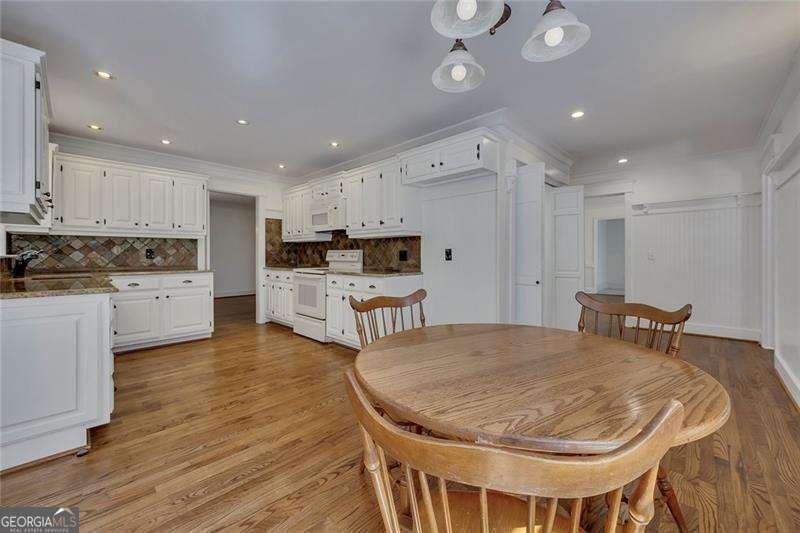 1670 Huntington Drive Marietta - Photo 13