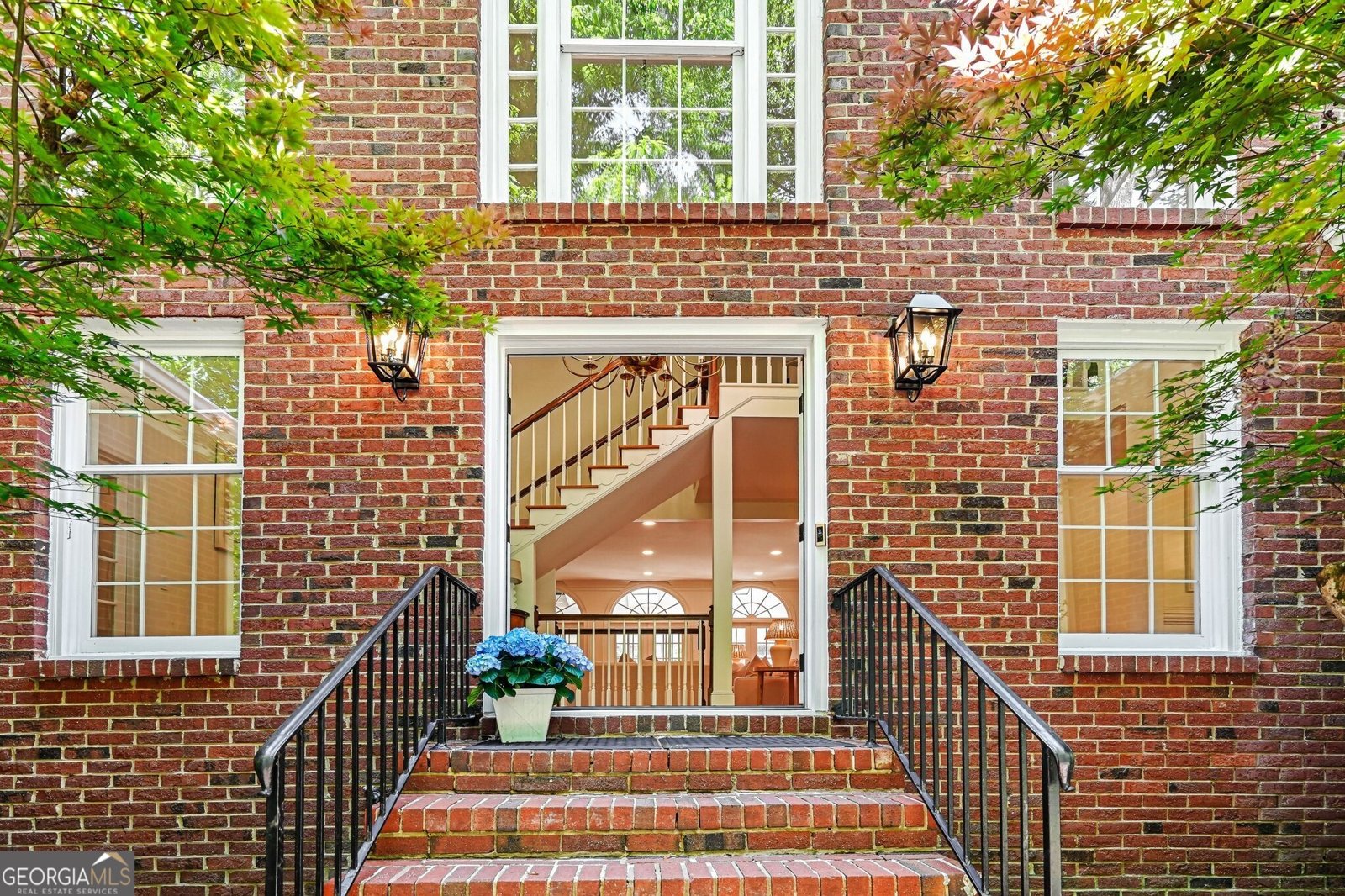 895 Waddington Court Sandy Springs - Photo 11