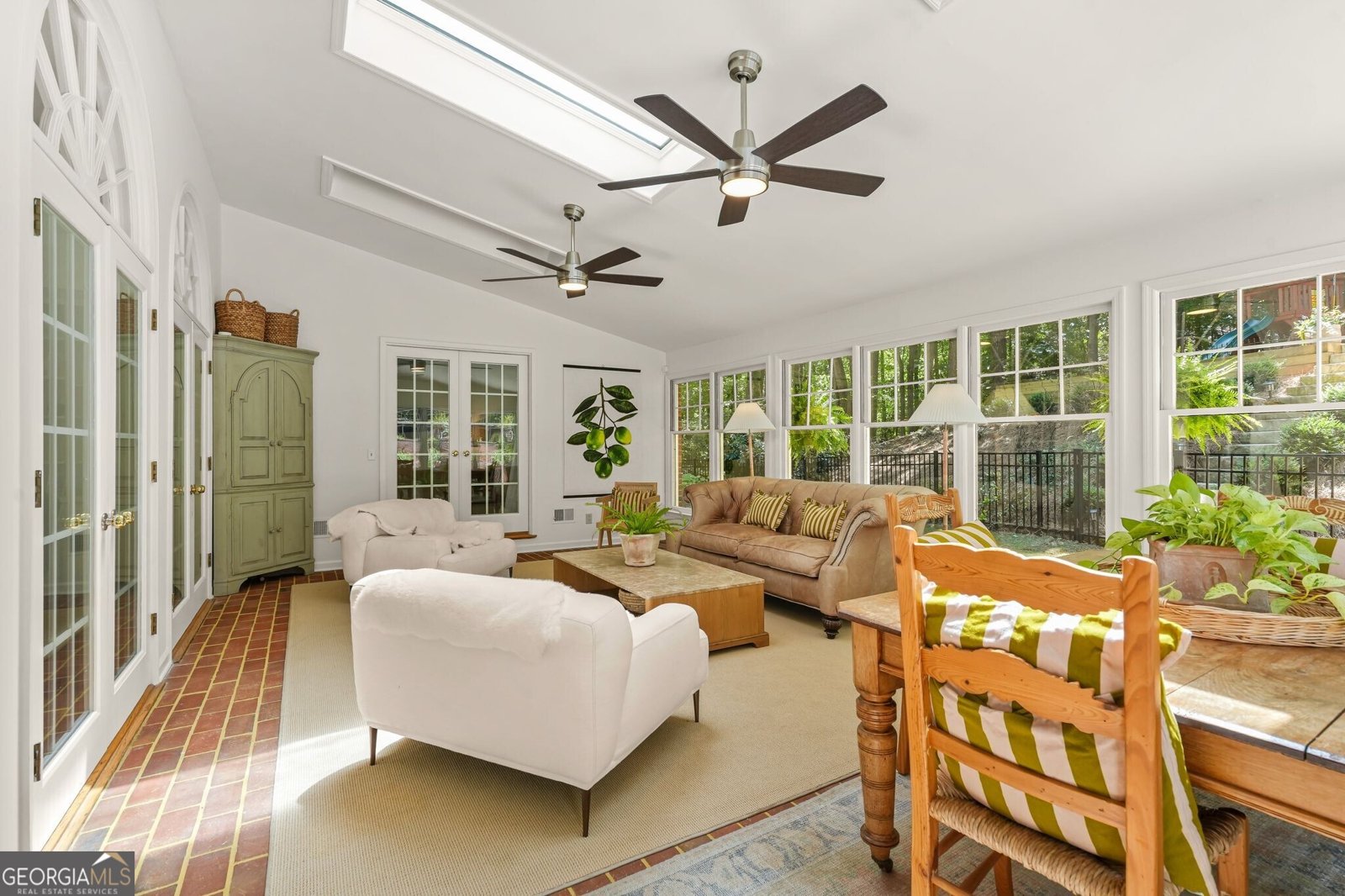 895 Waddington Court Sandy Springs - Photo 23