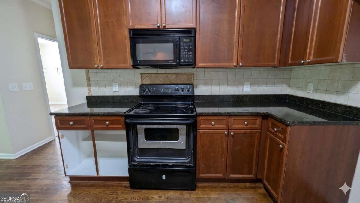 307 Oakwind Way Canton - Photo 6