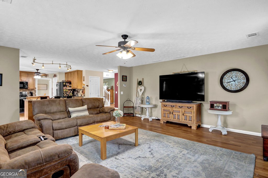 688 Country Grove Lane Auburn - Photo 12