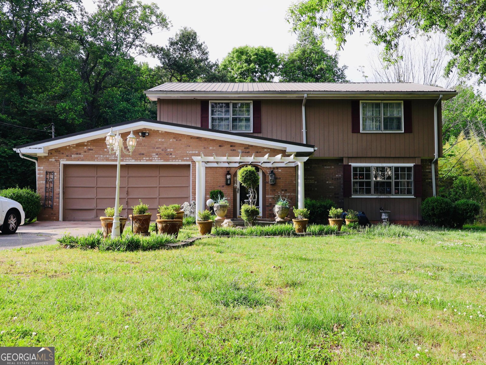 1900 Mountain Brook Drive Dalton - Photo 1