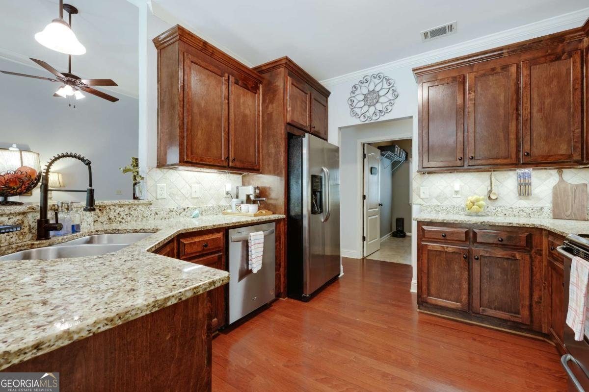 228 Falling Shoals Drive Athens - Photo 14