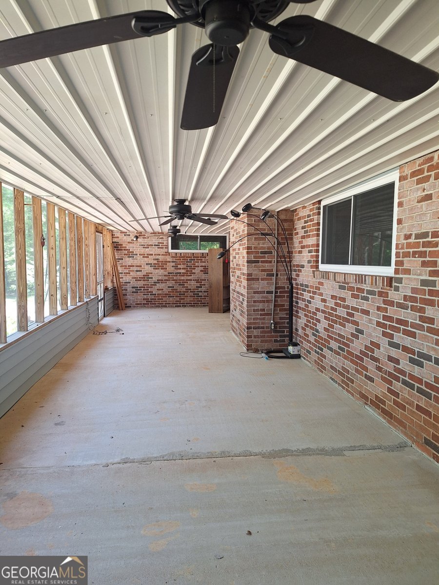 4241 37th Court Lanett - Photo 9
