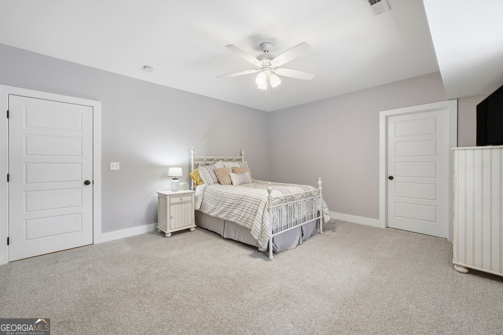 227 Wilshire Terrace White - Photo 40