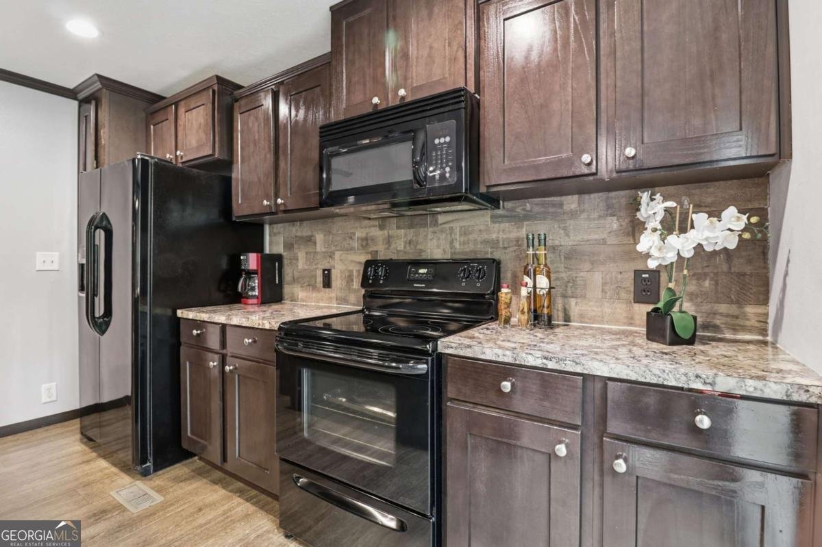 8635 Old Keith Bridge Road Gainesville - Photo 13