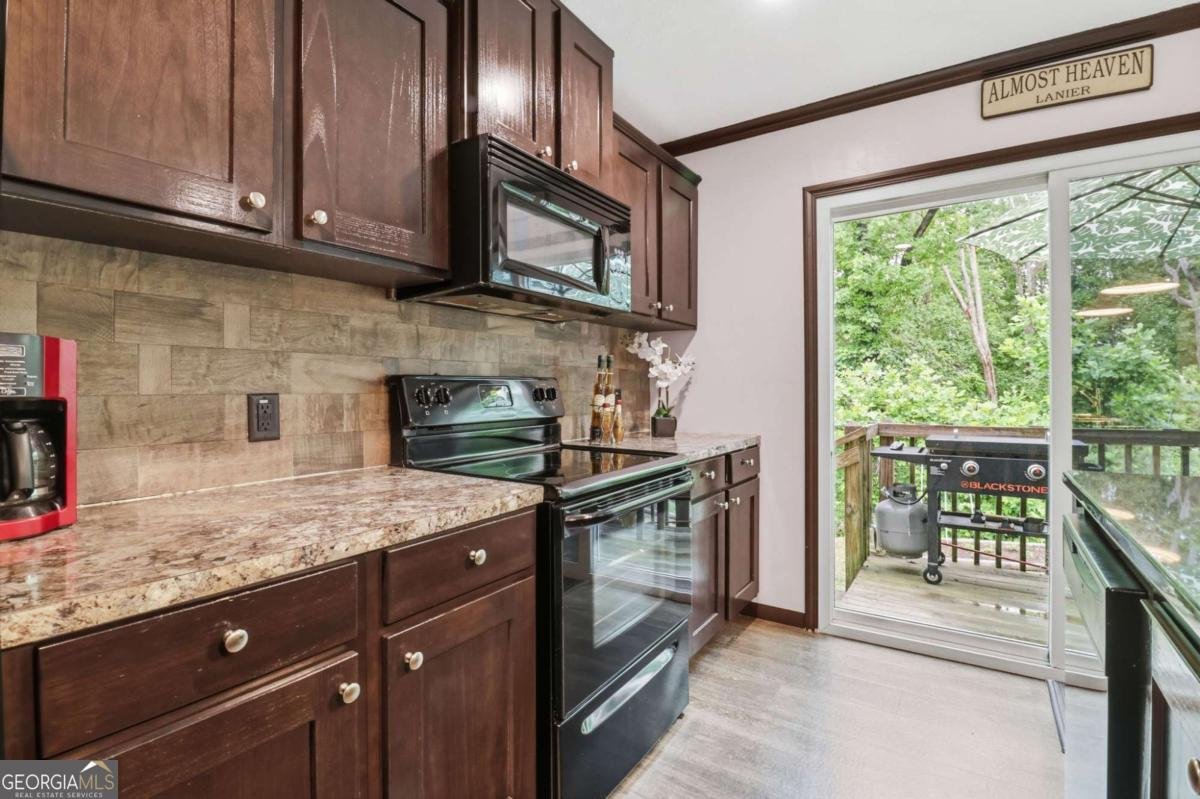 8635 Old Keith Bridge Road Gainesville - Photo 14