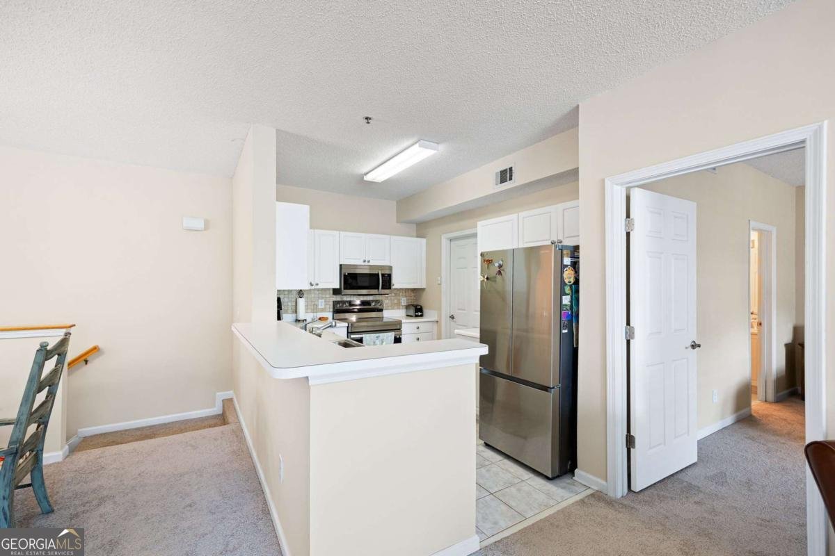 1014 Vinings Forest Lane Smyrna - Photo 15