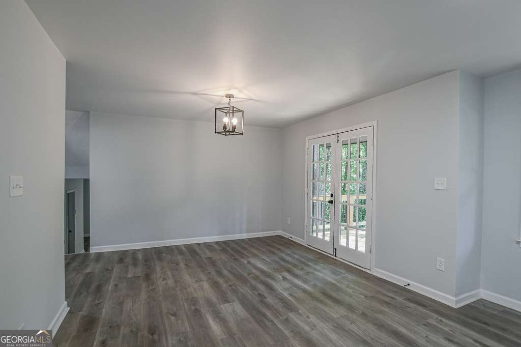2568 Highland Drive Conyers - Photo 11