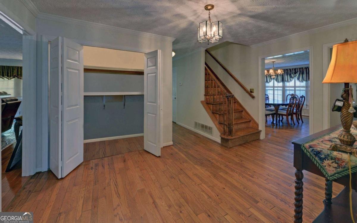 3341 Edgewood Circle Gainesville - Photo 6