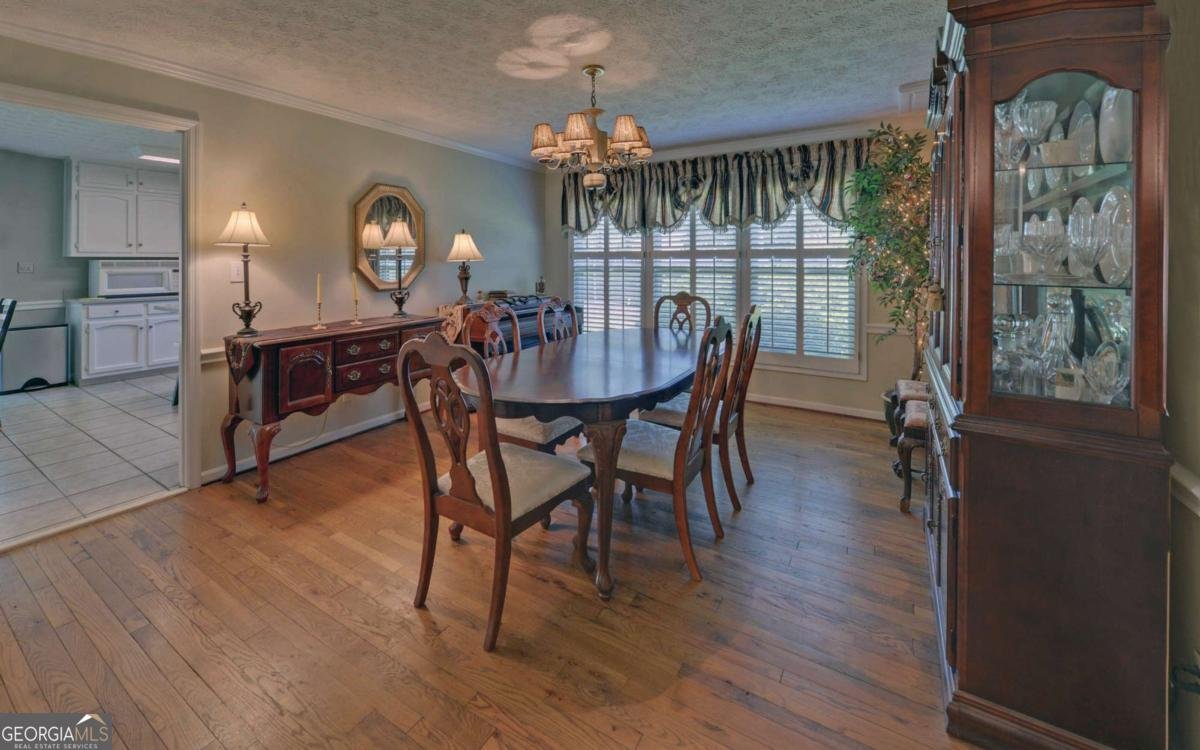 3341 Edgewood Circle Gainesville - Photo 9