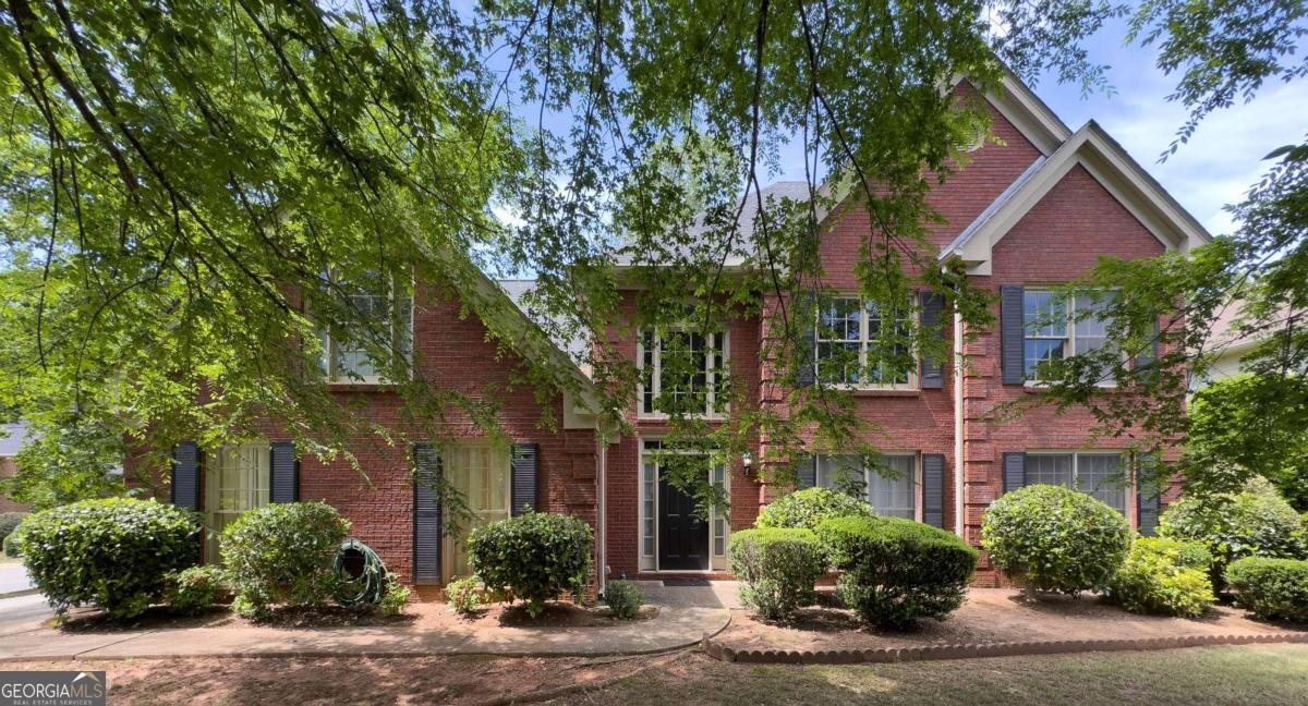 2315 Shore View Way Suwanee - Photo 1