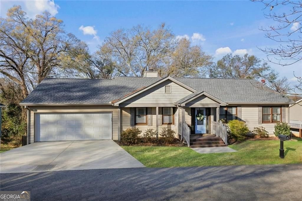 131 Holiday Street Marietta - Photo 1