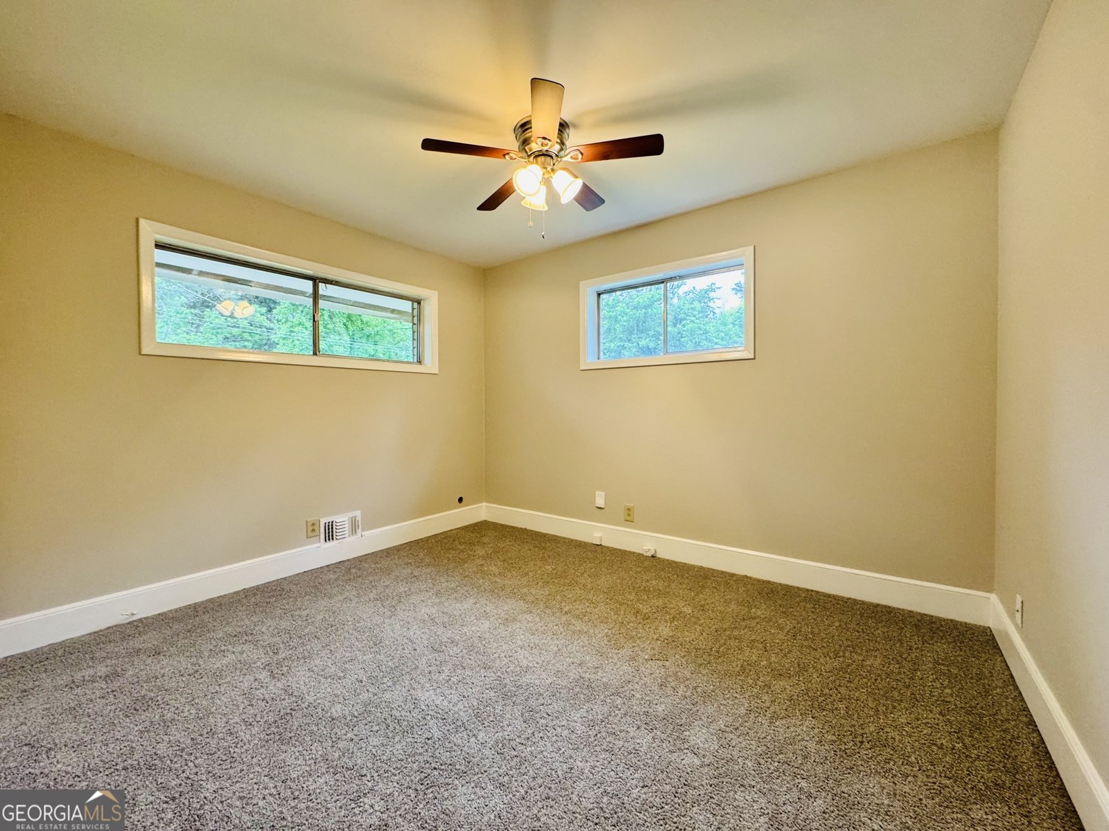 3785 Village Drive Atlanta - Photo 21