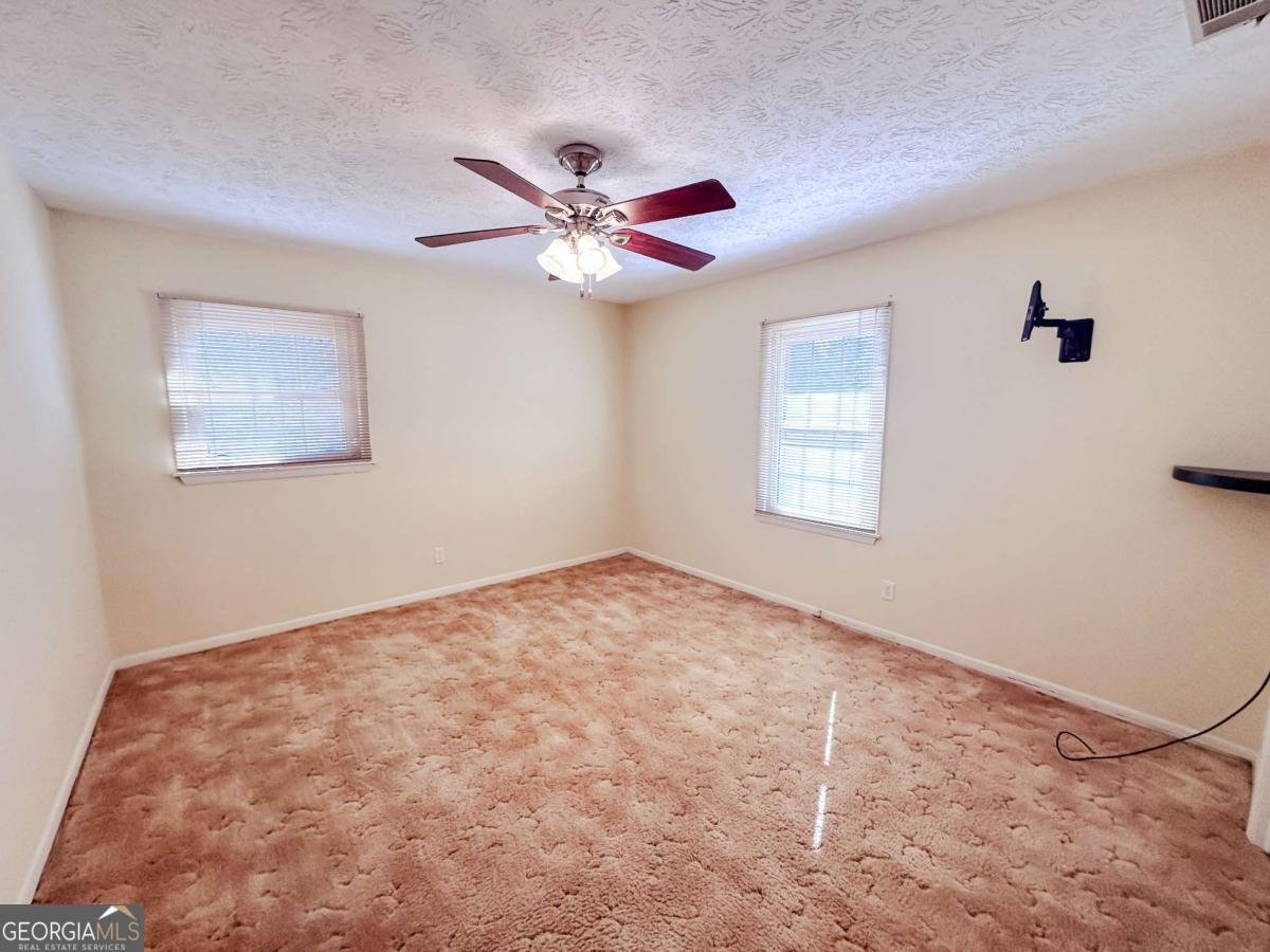 564 Oglethorpe Avenue Lyons - Photo 16