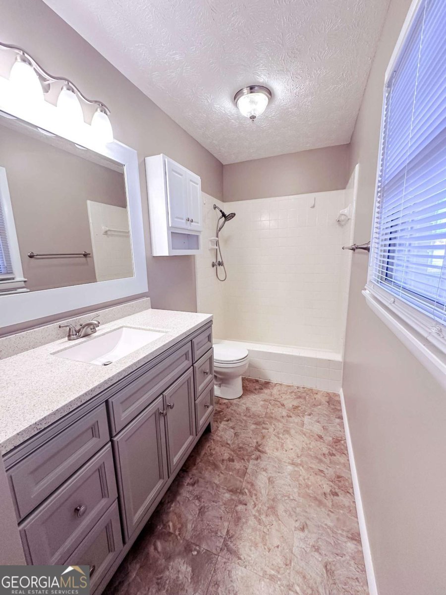 564 Oglethorpe Avenue Lyons - Photo 20