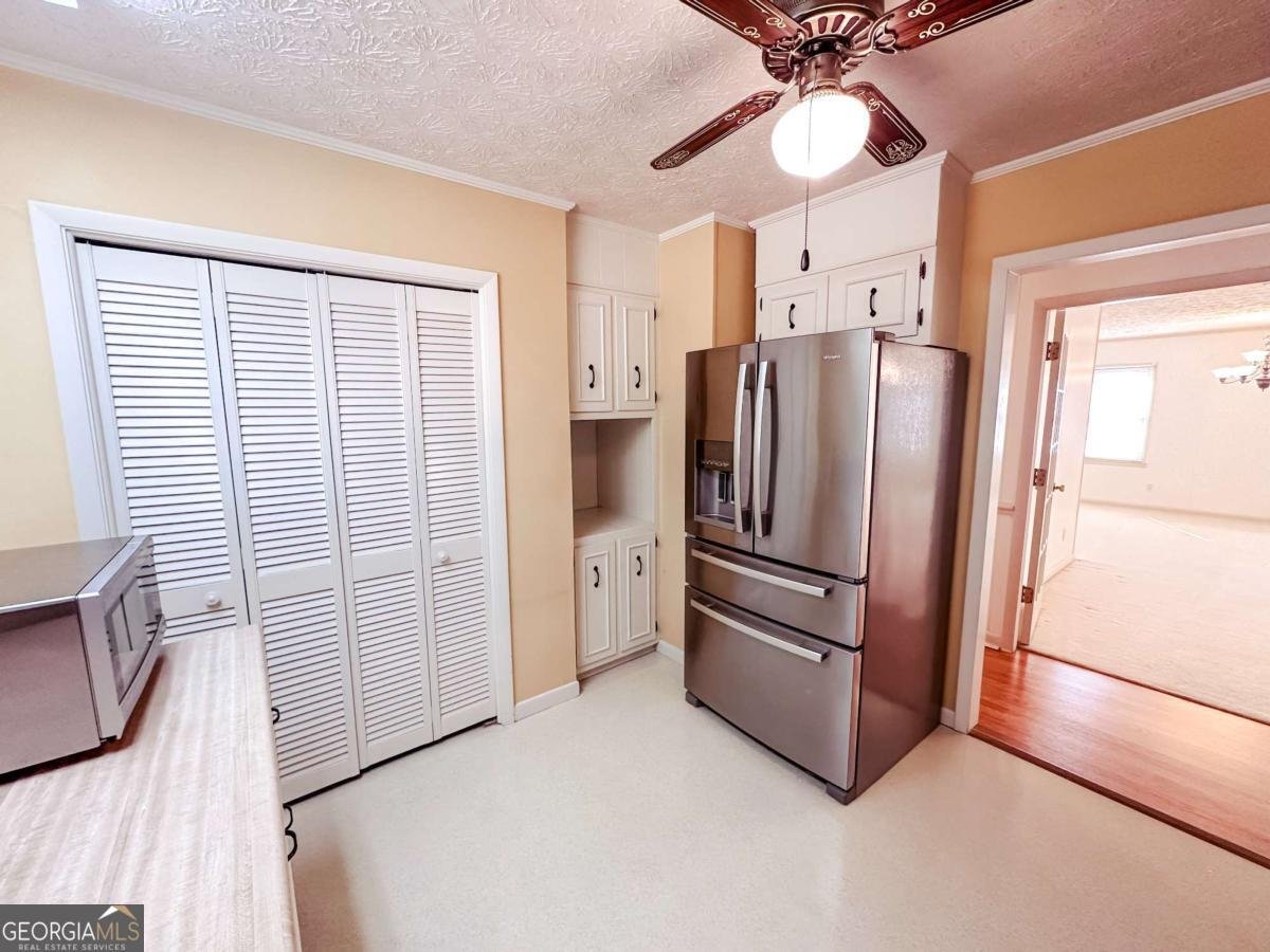 564 Oglethorpe Avenue Lyons - Photo 6