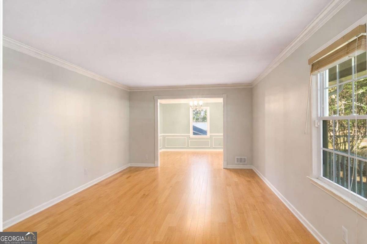 445 Bruce Way Lilburn - Photo 6