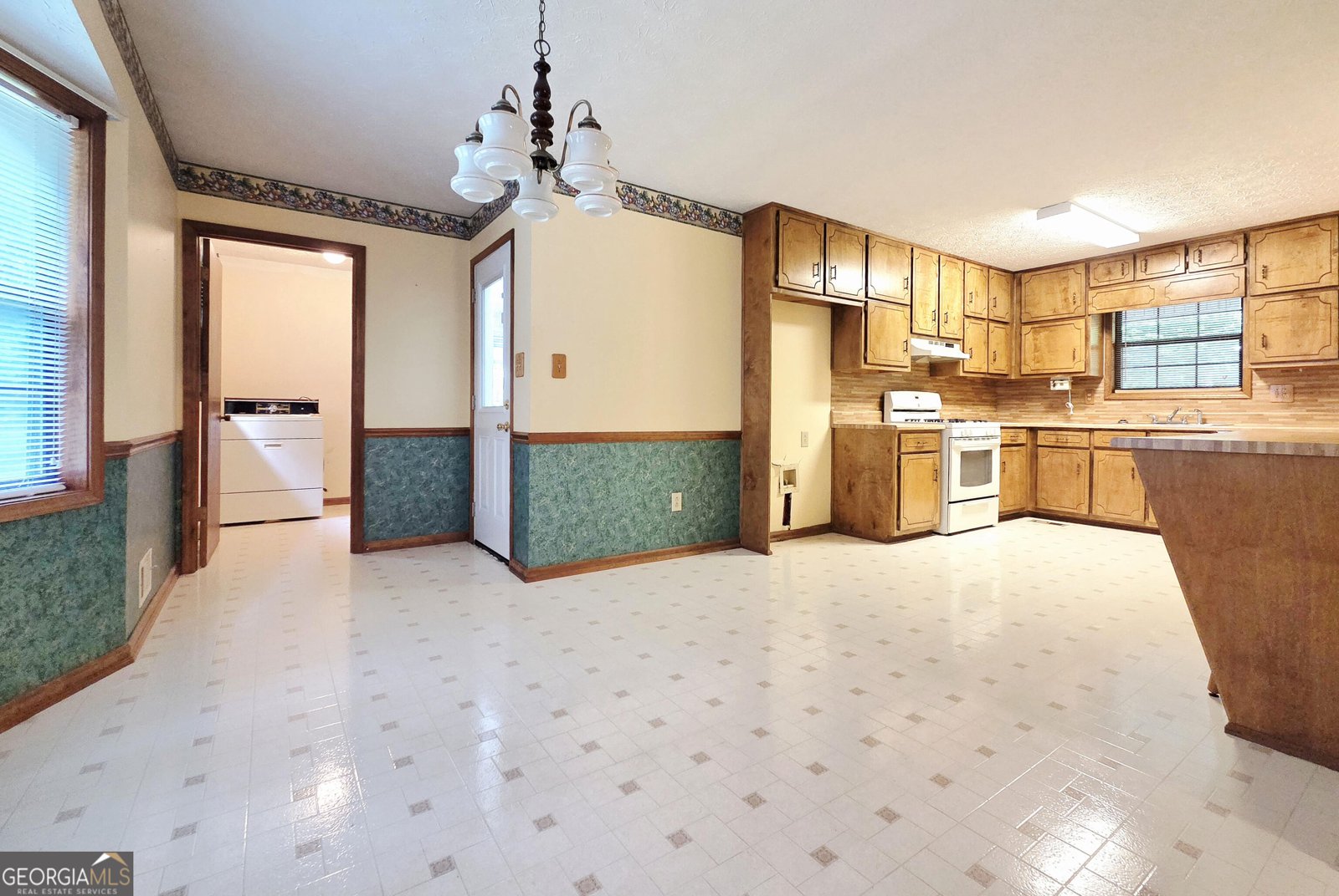 130 Stokes Drive Stockbridge - Photo 16
